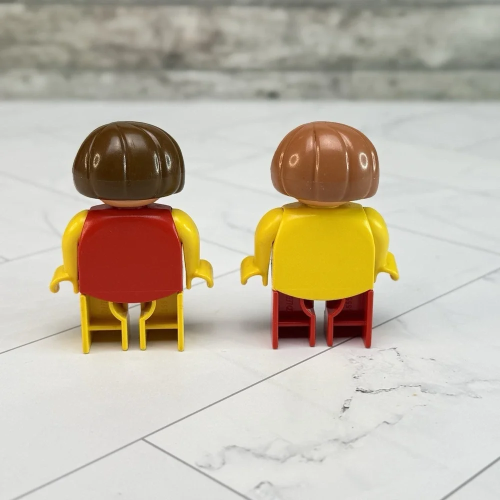 Lego Duplo Women Lady Mom 2.5
